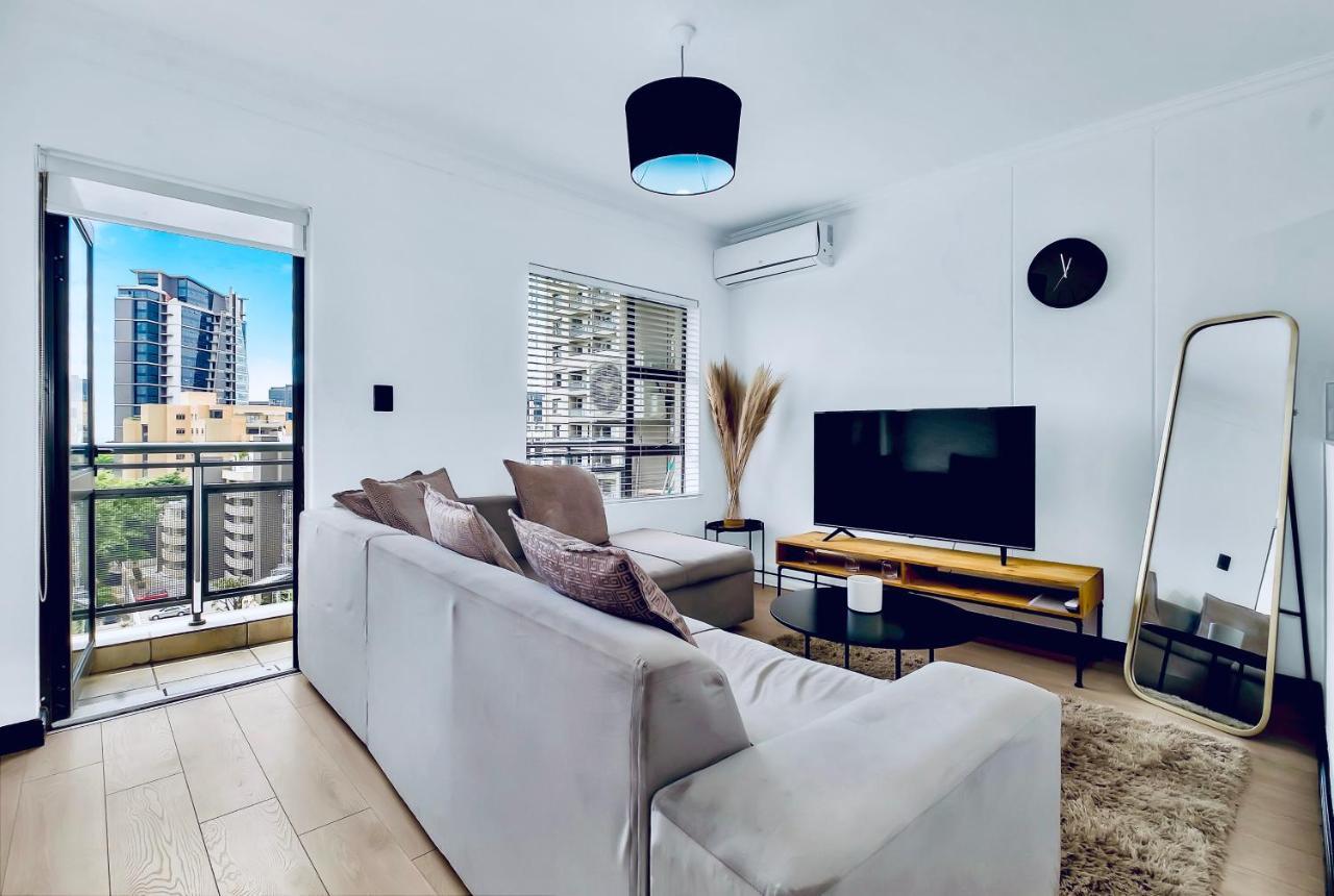 2 Bedroom 2 Bath Luxury - Sandton Cbd Γιοχάνεσμπουργκ Εξωτερικό φωτογραφία